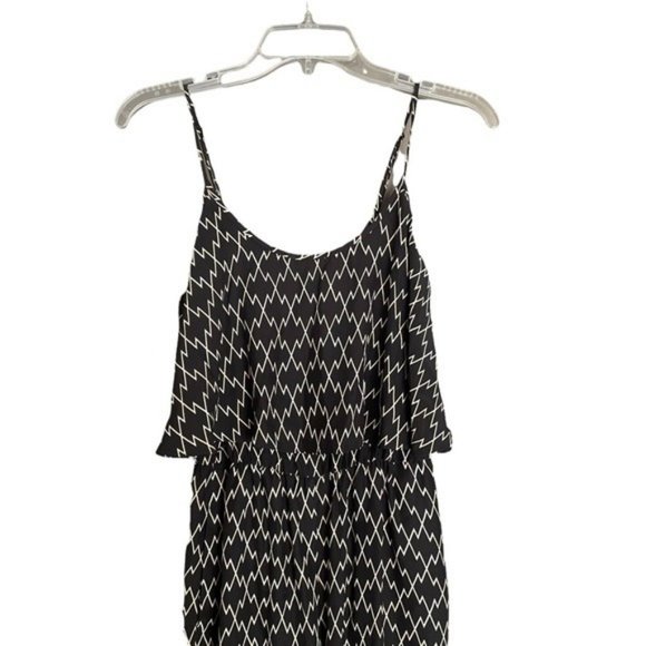 Club Monaco Ruffle Print Wide Leg Black Geometric Jumpsuit Size 2 - Picture 11 of 11